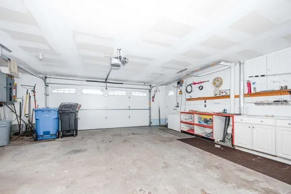 $1,375,000 | 1082 West Lake Drive, Detroit Lakes, MN 56501