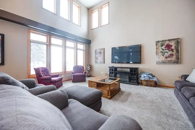 $1,490,000 | 1082 West Lake Drive, Detroit Lakes, MN 56501