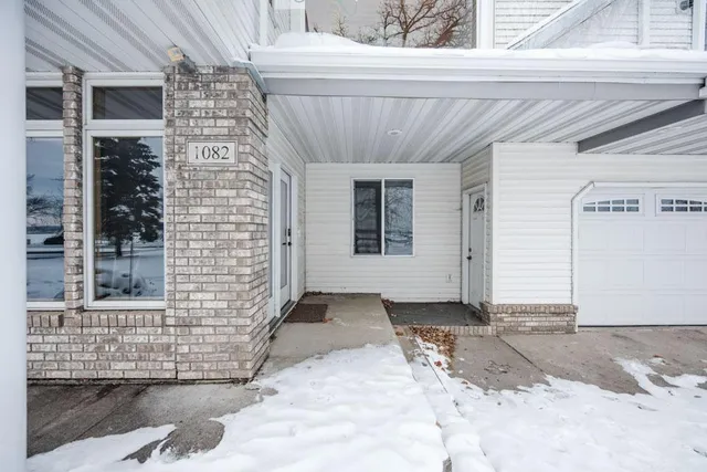 $1,490,000 | 1082 West Lake Drive, Detroit Lakes, MN 56501