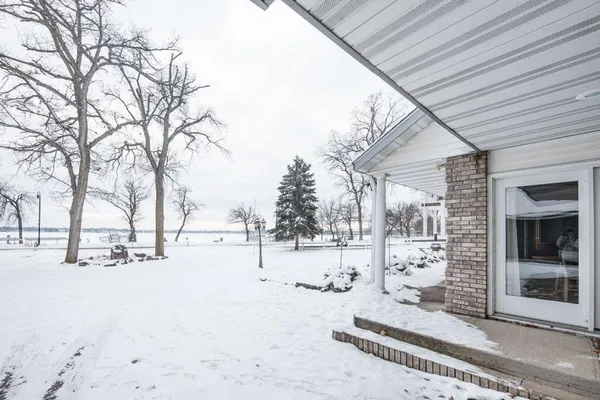 $1,375,000 | 1082 West Lake Drive, Detroit Lakes, MN 56501