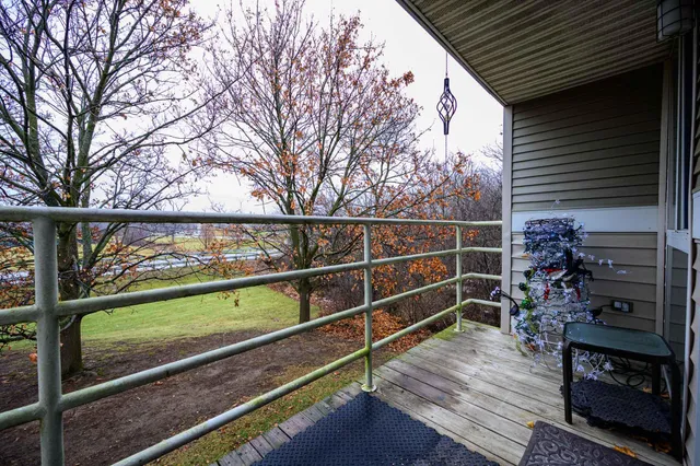 $196,000 | 801 West Puetz Road, Oak Creek, WI 53154