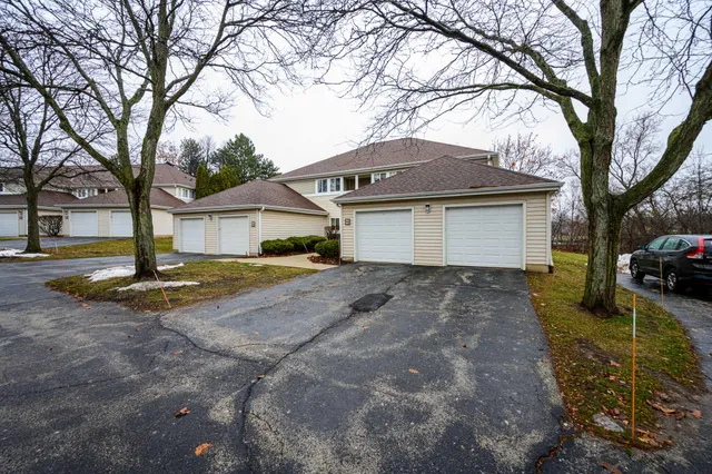 $196,000 | 801 West Puetz Road, Oak Creek, WI 53154