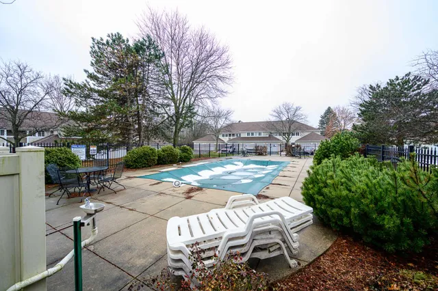 $196,000 | 801 West Puetz Road, Oak Creek, WI 53154