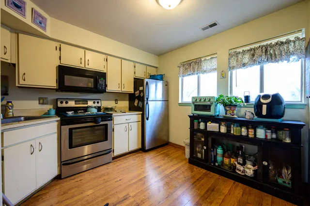 $196,000 | 801 West Puetz Road, Oak Creek, WI 53154