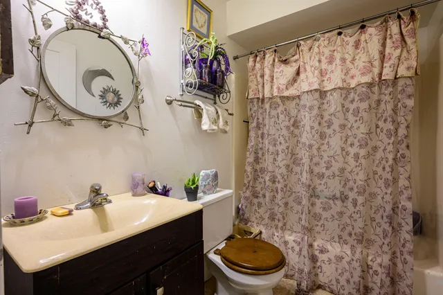 $196,000 | 801 West Puetz Road, Oak Creek, WI 53154