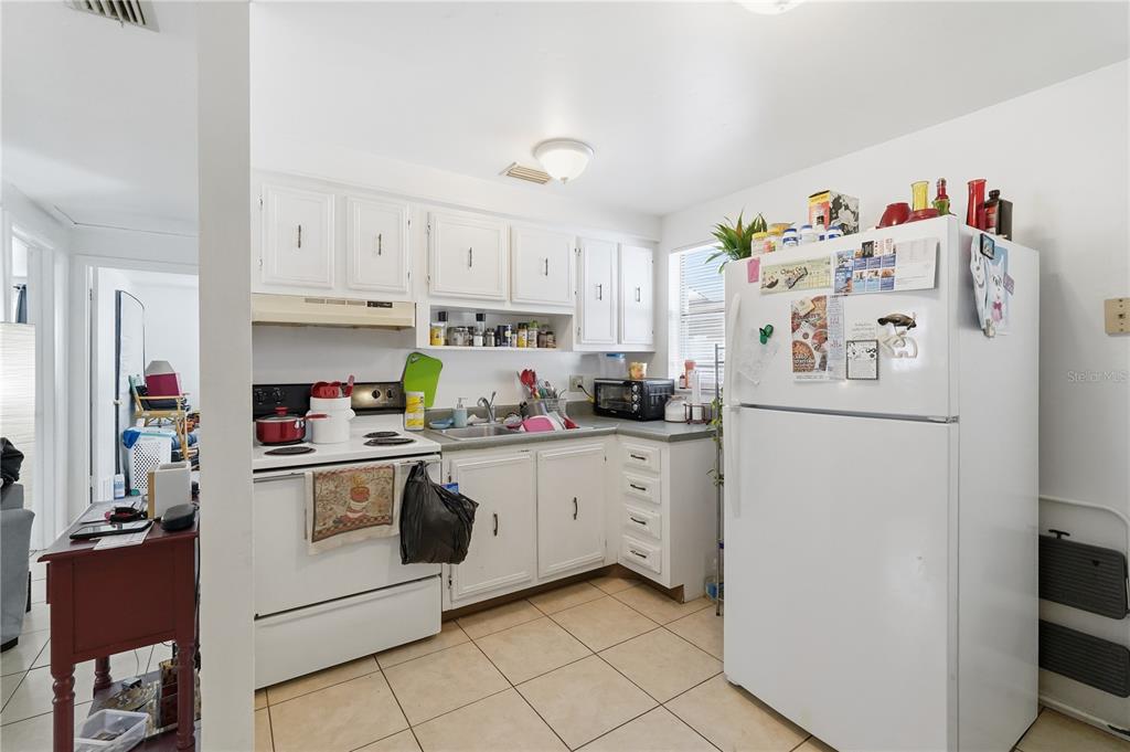 3749 137th Avenue North Largo, FL 33771 - Photo 7 of 30