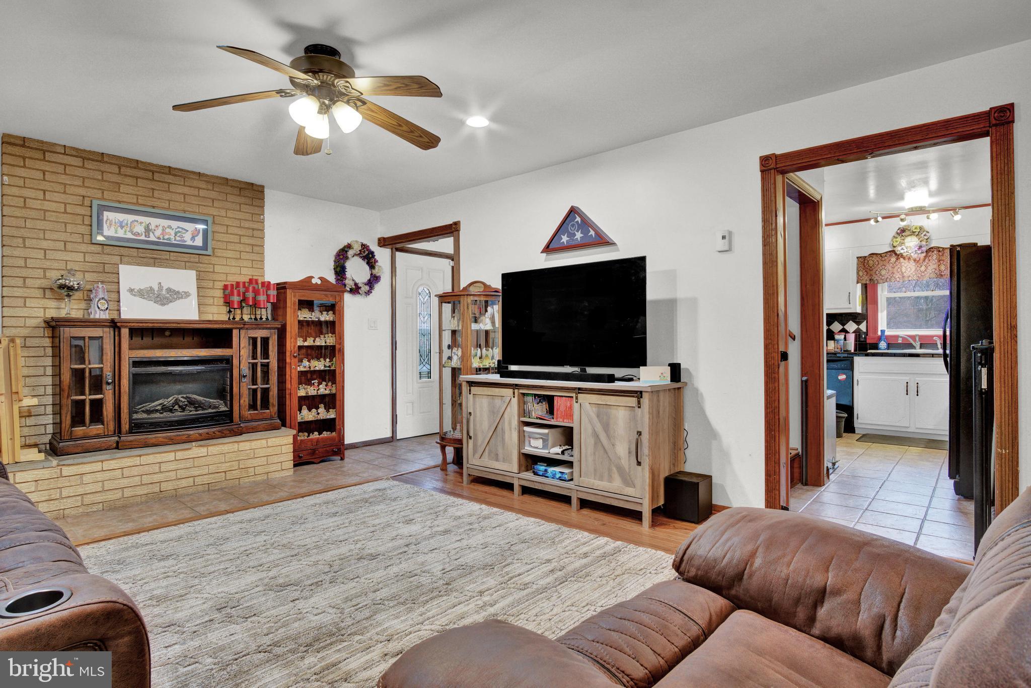 2017 Valley Road Enola, PA 17025 - Photo 6 of 22 Gallery Image 6