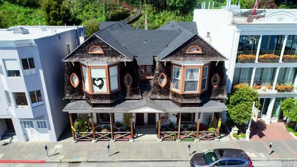 $5,250,000 | 561 Bridgeway, Sausalito, CA 94965