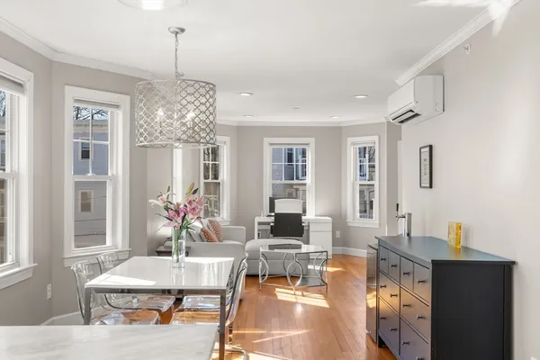 $709,000 | 15 Laurel Street, Unit 3, Arlington, MA 02476