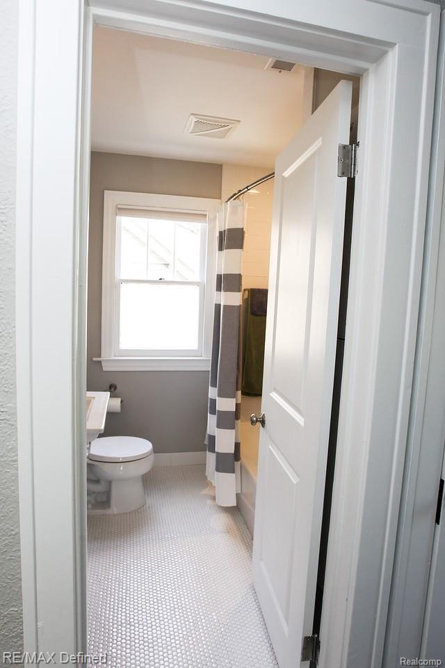 59 Amherst Road Pleasant Ridge, MI 48069 - Photo 19 of 45 i-KQ6mP6Z-X2.jpg