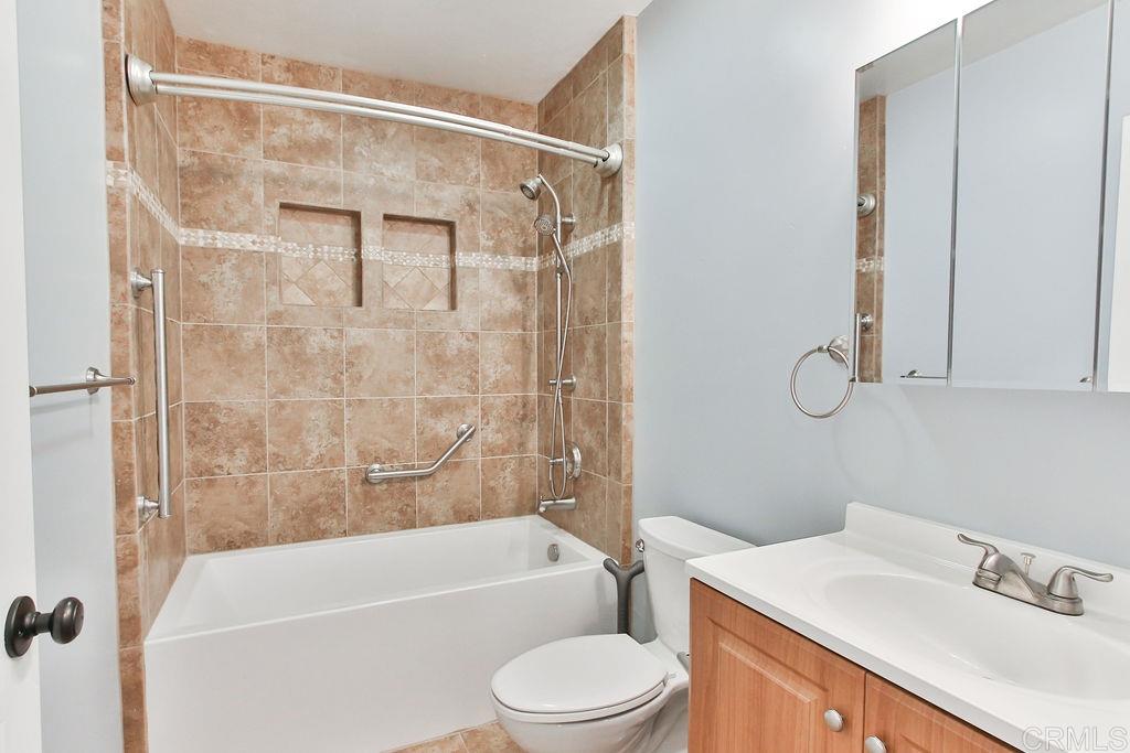 9228 Los Coches Road Lakeside, CA 92040 - Photo 19 of 23 Gallery Image 19