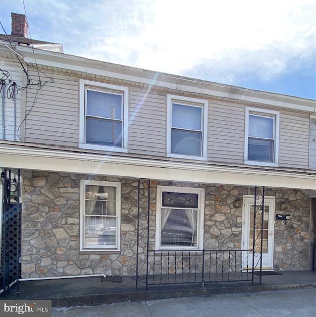 31 Spring Street Tremont, PA 17981 - Photo 2 of 23 Gallery Image 2