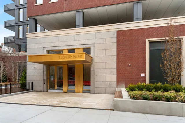 $25,000 | 347 Henry Street, Unit 11A | Cobble Hill