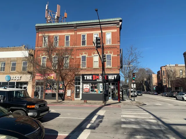 $1,999 | 2002 West Chicago Avenue, Unit 2R, Chicago, IL 60622