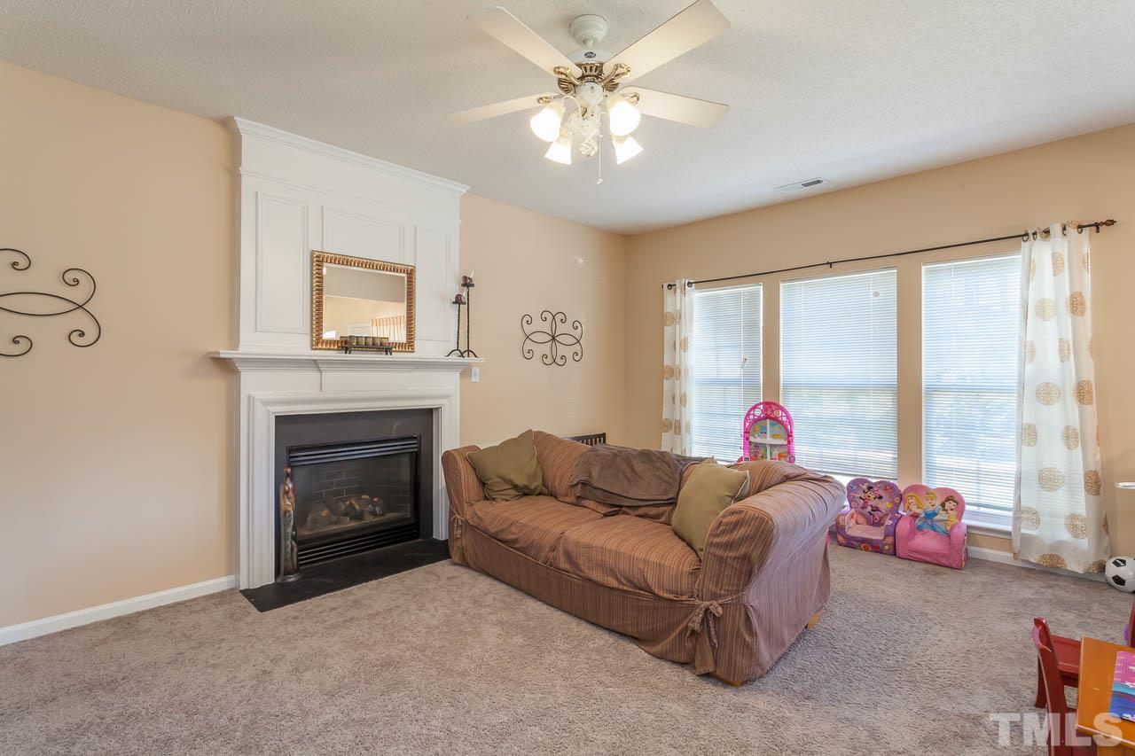 404 Grassy Point Road Apex, NC 27502 - Photo 13 of 24 Gallery Image 13