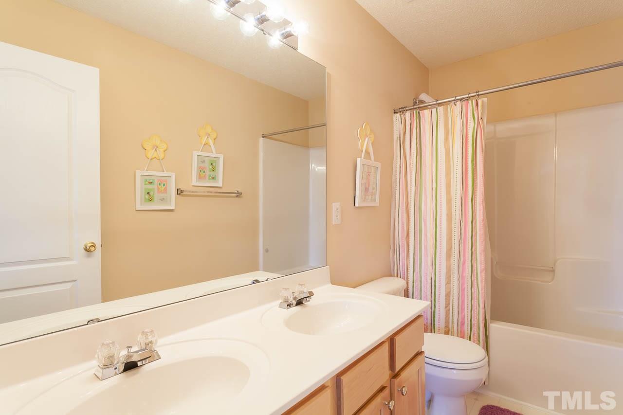 404 Grassy Point Road Apex, NC 27502 - Photo 20 of 24 Gallery Image 20