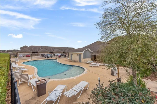 $2,700 | 3630 Kenyon Drive, College Station, TX 77845