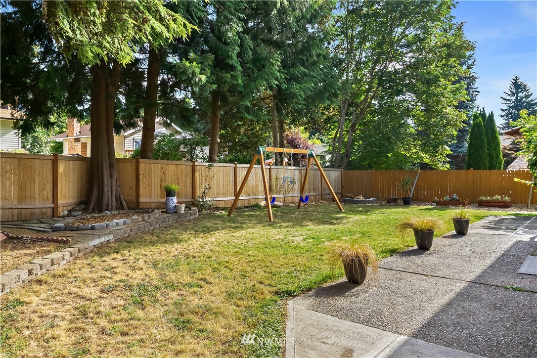 2727 168th Street Southeast Bothell, WA 98012 - Photo 34 of 38