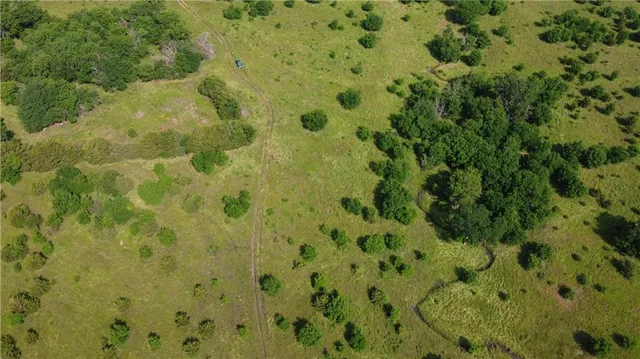 $884,000 | 0 Highway 39 Highway, Savonburg, KS 66772