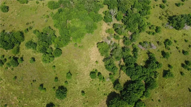 $884,000 | 0 Highway 39 Highway, Savonburg, KS 66772