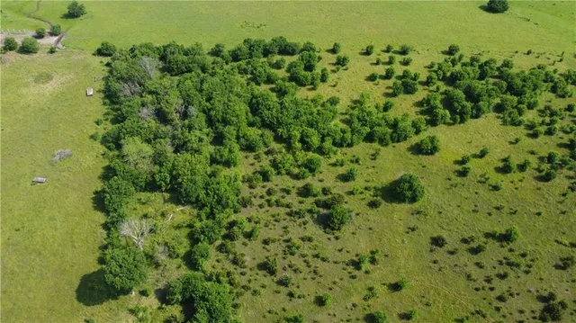 $884,000 | 0 Highway 39 Highway, Savonburg, KS 66772
