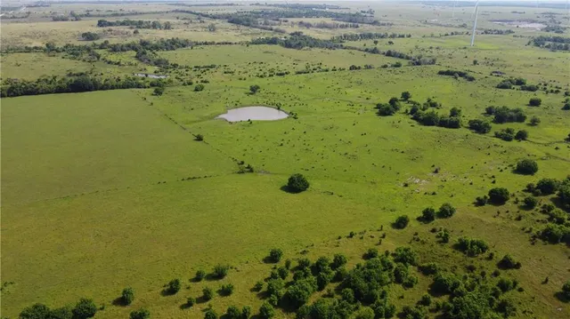 $884,000 | 0 Highway 39 Highway, Savonburg, KS 66772