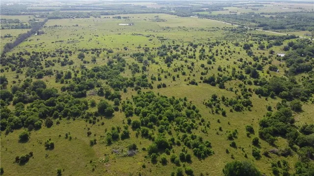 $884,000 | 0 Highway 39 Highway, Savonburg, KS 66772