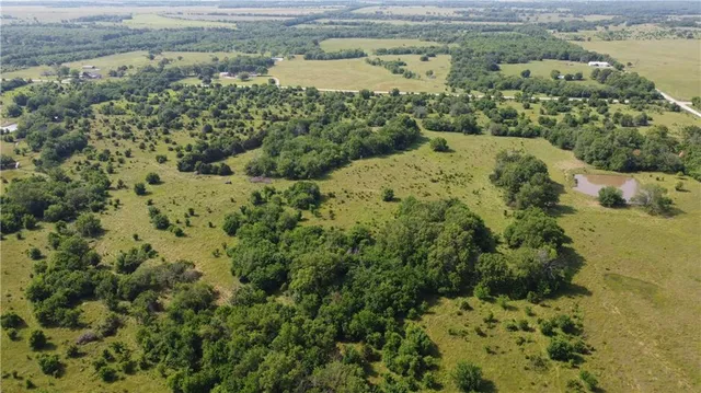 $884,000 | 0 Highway 39 Highway, Savonburg, KS 66772