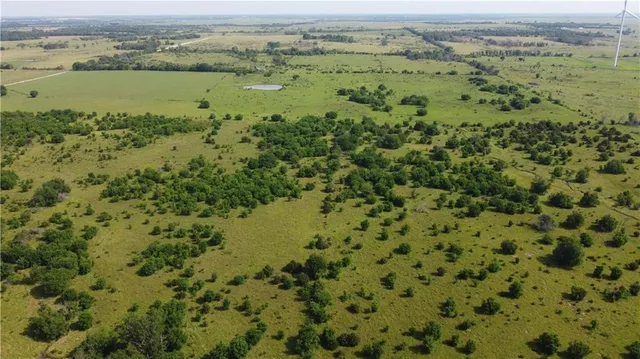 $884,000 | 0 Highway 39 Highway, Savonburg, KS 66772