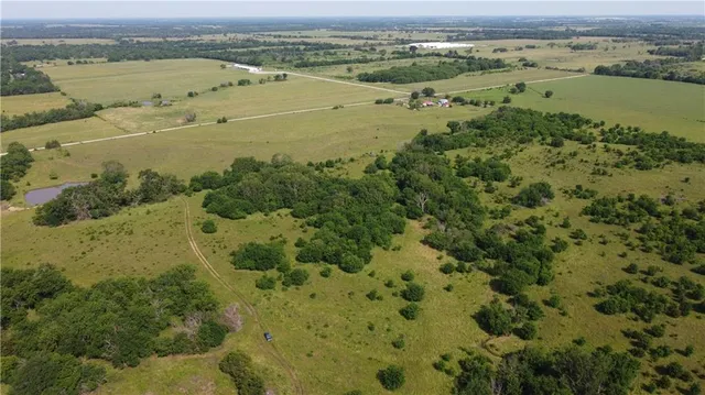 $884,000 | 0 Highway 39 Highway, Savonburg, KS 66772