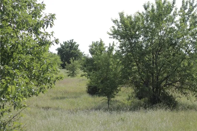 $884,000 | 0 Highway 39 Highway, Savonburg, KS 66772