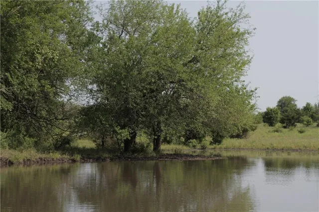 $884,000 | 0 Highway 39 Highway, Savonburg, KS 66772