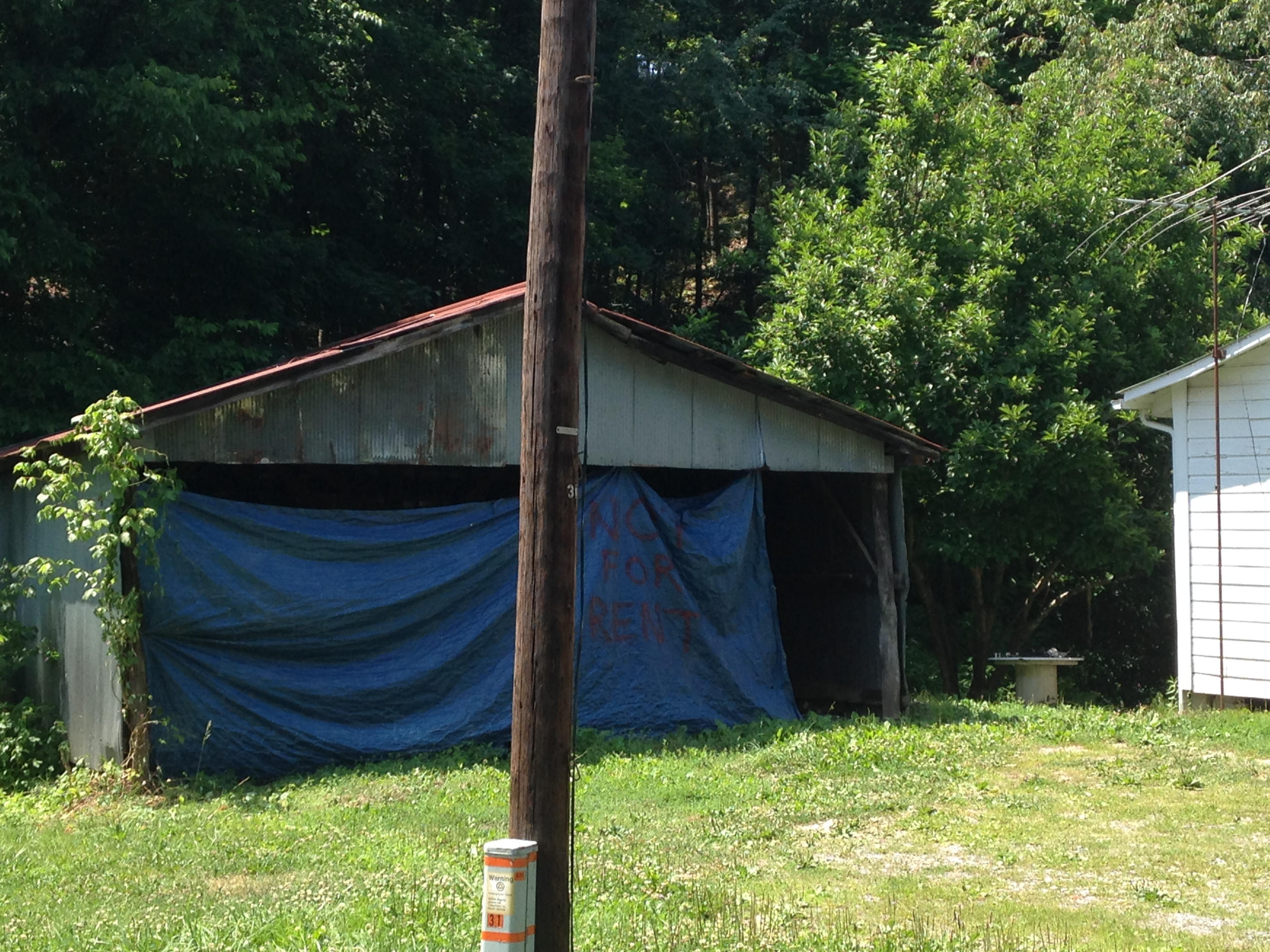 449 Airport Road Bybee, TN 37713 - Photo 20 of 22 2014-06-23 12