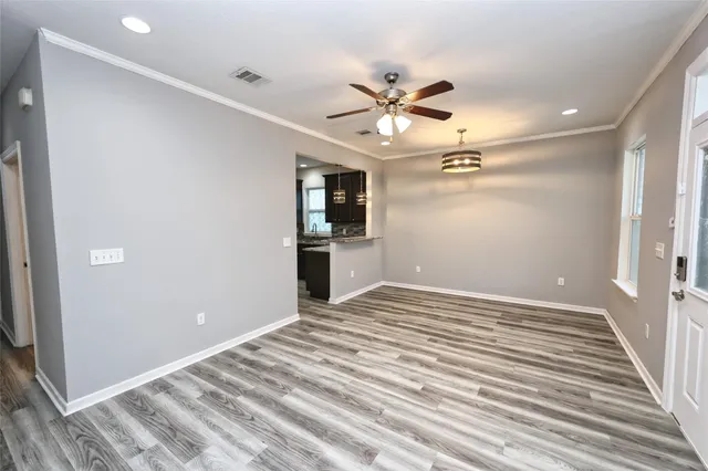 $2,020 | 2107 54th Street, Galveston, TX 77551