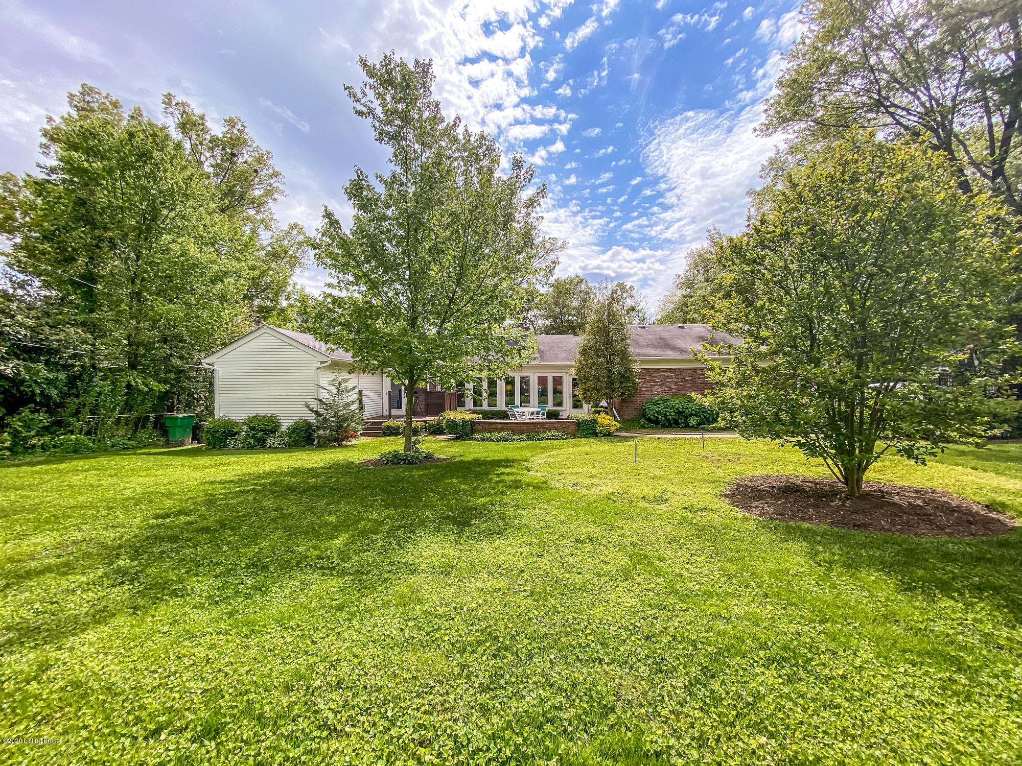2309 Merrick Road Louisville, KY 40207 - Photo 43 of 50 038-2309-38
