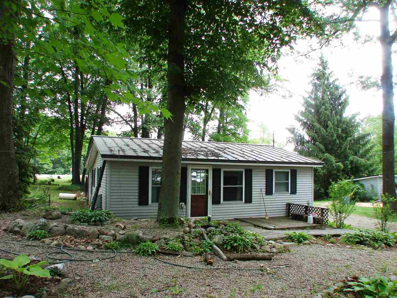 682 Jerry Ray Road Vestaburg, MI 48891 - Photo 25 of 33 1848406-24.JPG