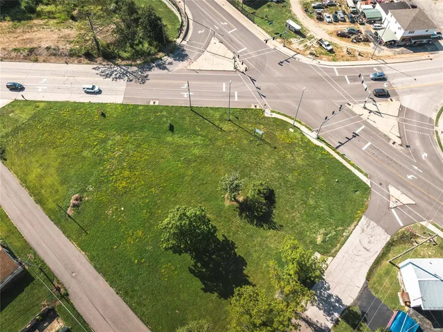 $1,045,000 | 720 West Springfield Road, Sullivan, MO 63080