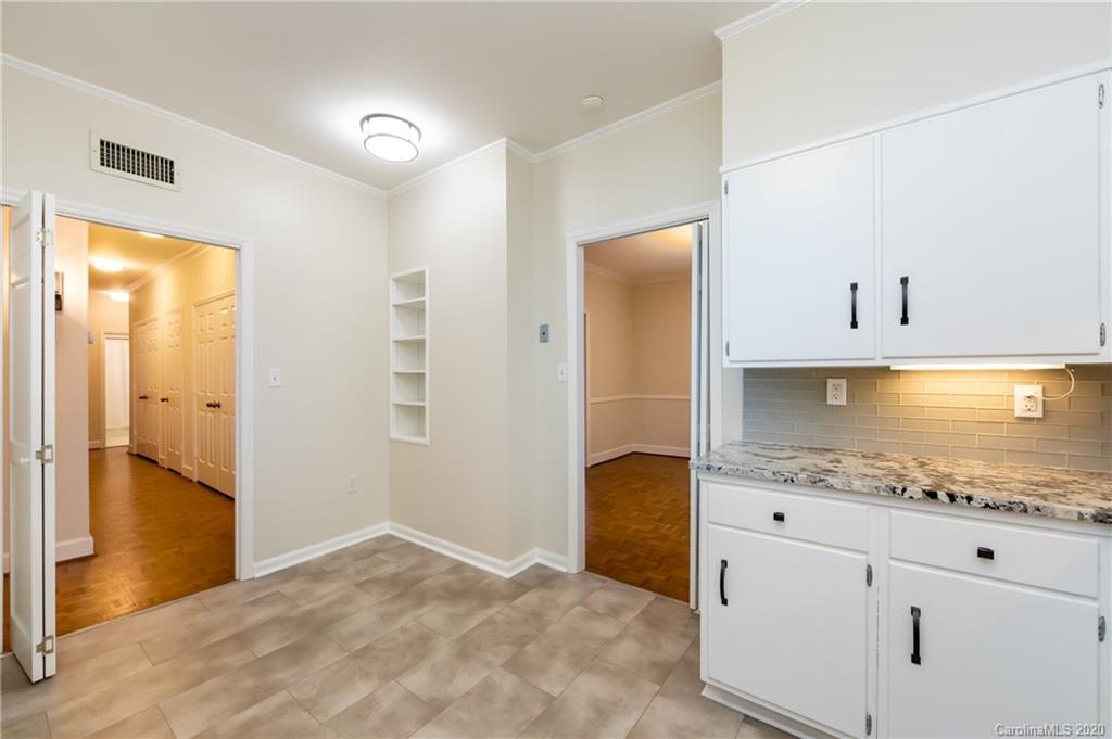 836 Cherokee Road Charlotte, NC 28207 - Photo 14 of 45 Gallery Image 14