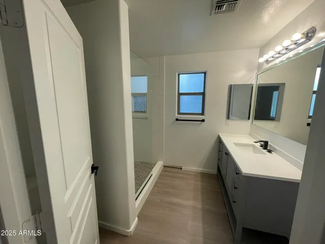 $2,100 | 3988 East Los Altos Drive, Gilbert, AZ 85297