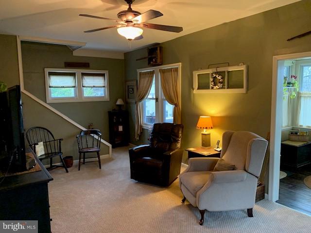 421 Rugby Road Birdsboro, PA 19508 - Photo 6 of 25 Cozy Living Room