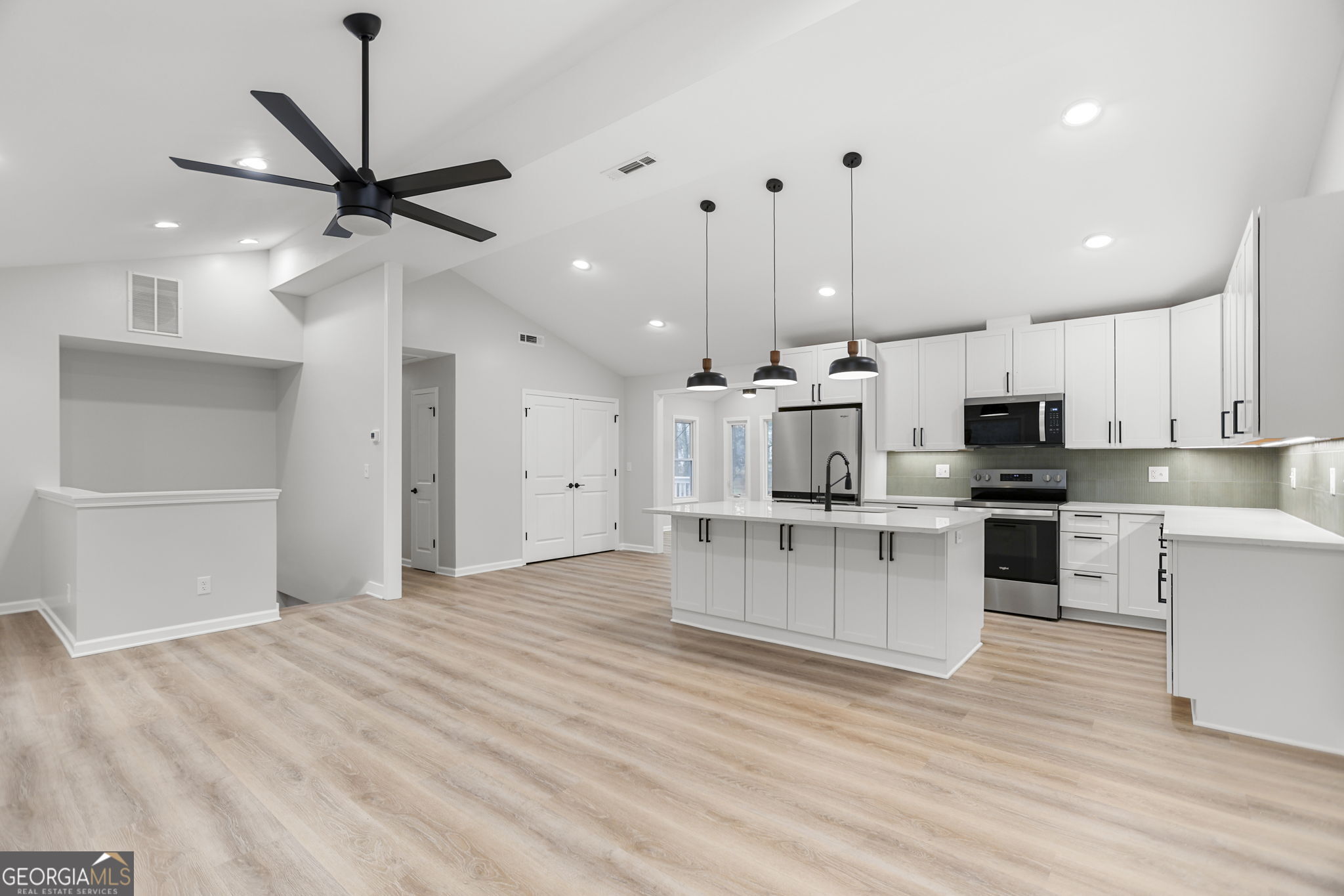 335 Harris Road Fayetteville, GA 30215 - Photo 8 of 35