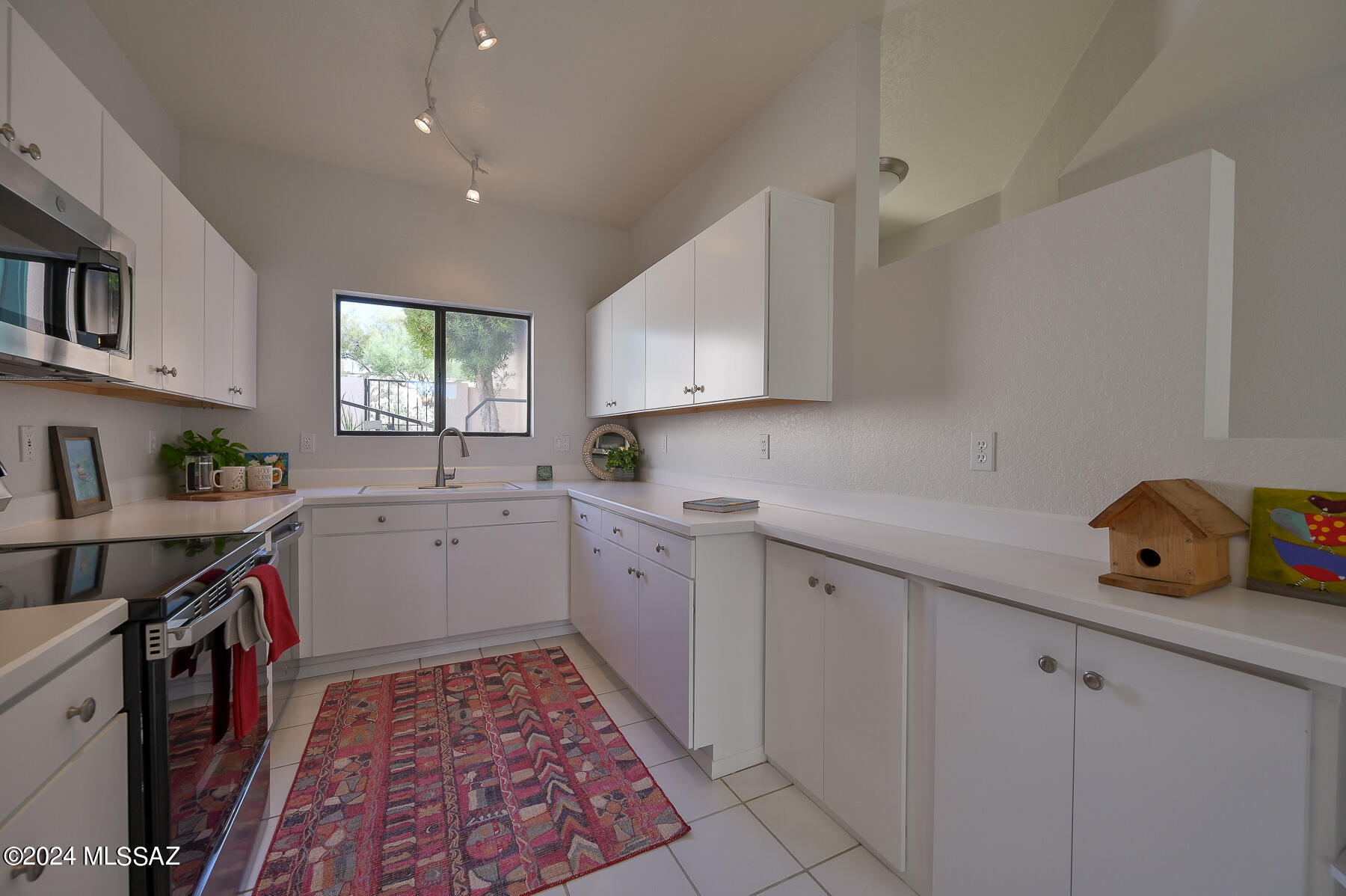 4984 North Valle Road Tucson, AZ 85750 - Photo 13 of 48