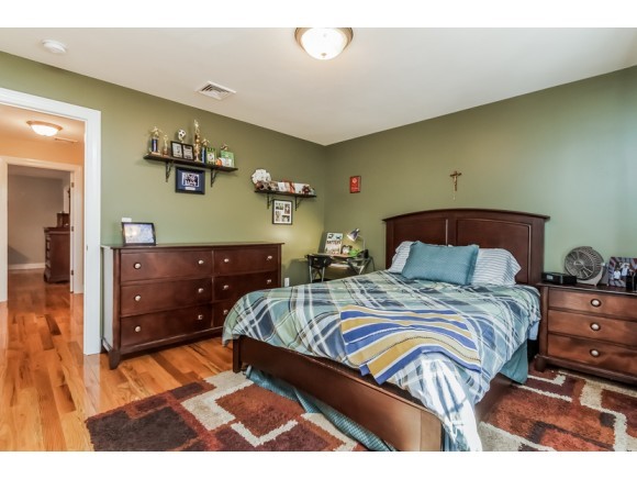 732 Chester Road Auburn, NH 03032 - Photo 22 of 36 Gallery Image 22