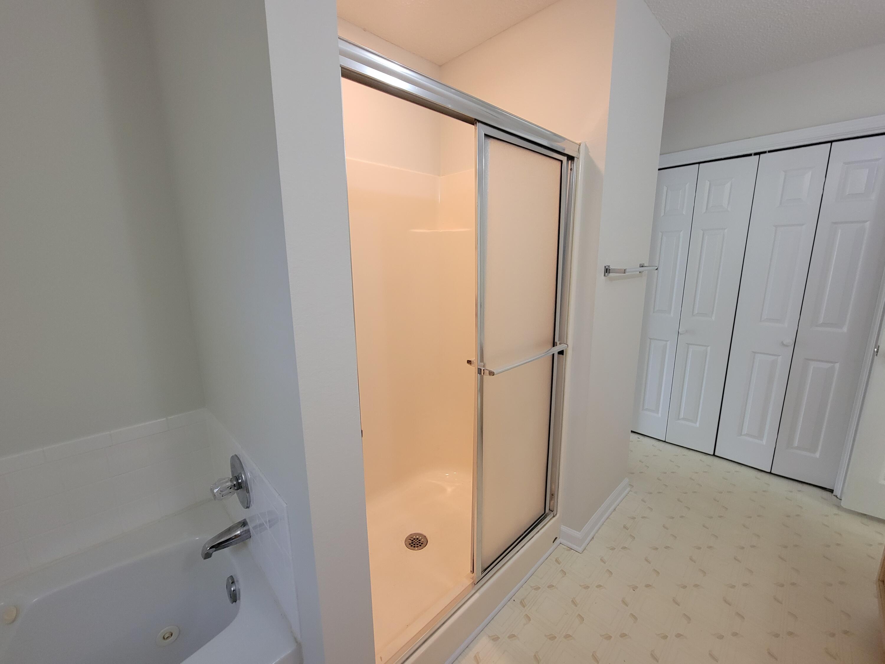 45 Hidden Lakes Trail DeFuniak Springs, FL 32433 - Photo 20 of 39 a view of bathroom with shower