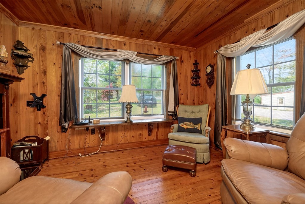 1932 Holly Creek Road Celina, TN 38551 - Photo 7 of 31 a living room with furniture and a large window