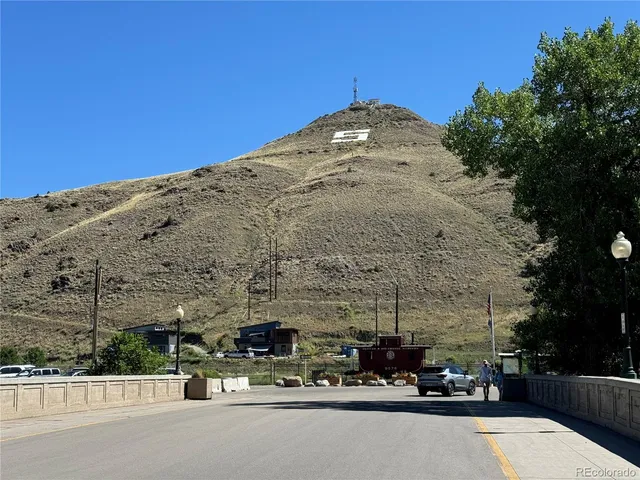 a view of a building