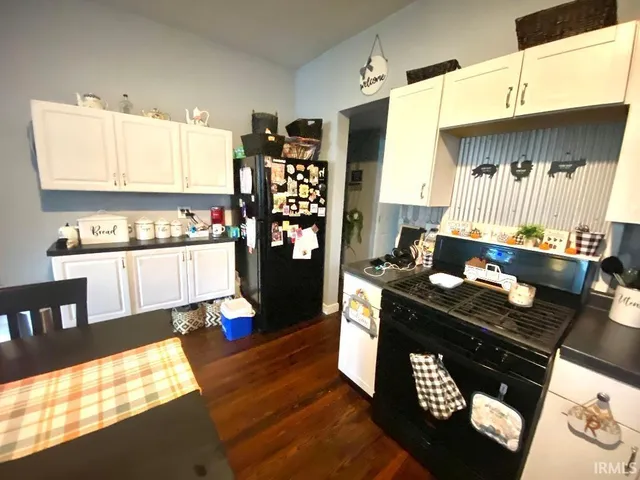 $114,500 | 8065 East Terhune Street, Dugger, IN 47848