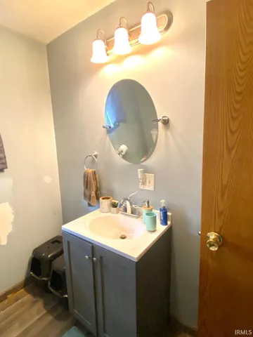 $114,500 | 8065 East Terhune Street, Dugger, IN 47848