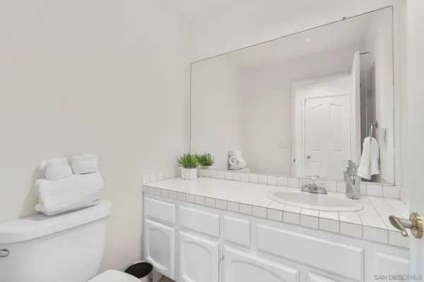 $1,480,000 | 5117 Renaissance Avenue, Unit D, San Diego, CA 92122