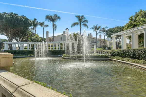 $1,480,000 | 5117 Renaissance Avenue, Unit D, San Diego, CA 92122